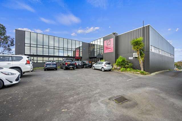187-189 Archers Road Wairau Valley_1