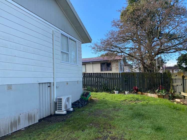 1/3 Etherton Drive Manurewa_11