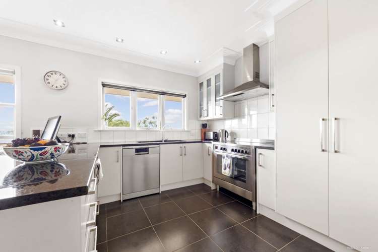 52 Sturges Road Henderson_5