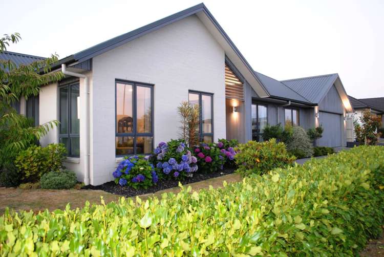 2 Andalusian Way Karaka_8