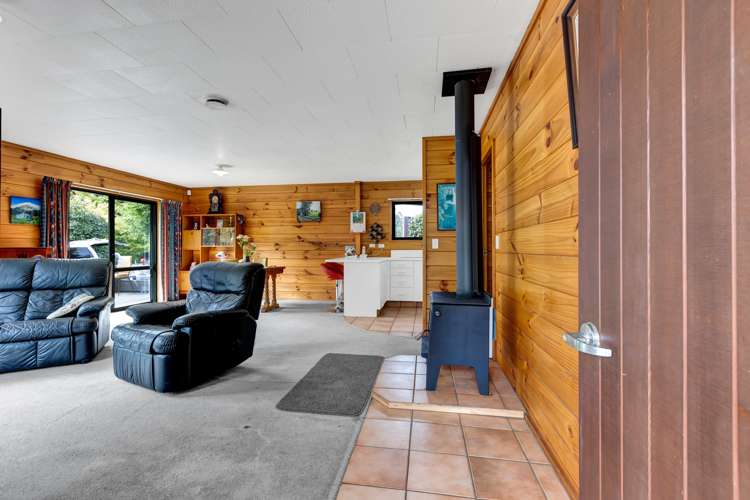 538 Everett Road Inglewood_8