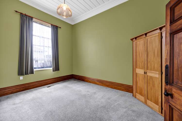 58 Collins Street Hawera_21