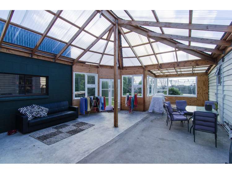 11 Marchwiel Street Marchwiel_10