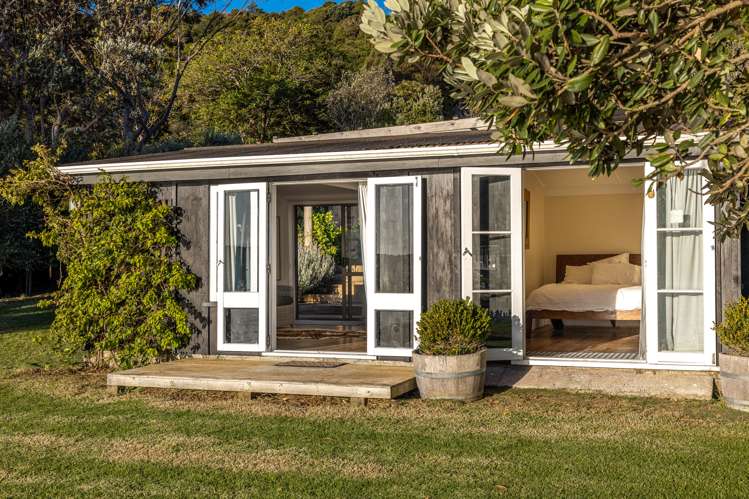 111 Hunterville Road Waiheke Island_9