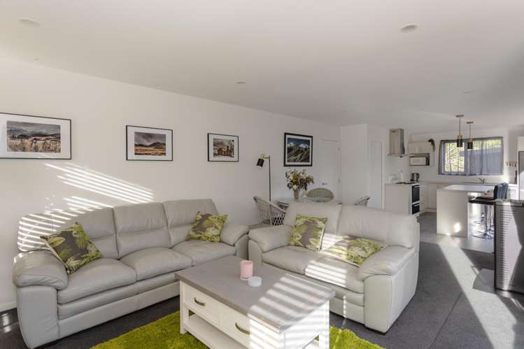 10 Bute Street Moeraki_15