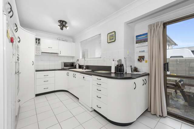 7 Highland Drive Pukete_2