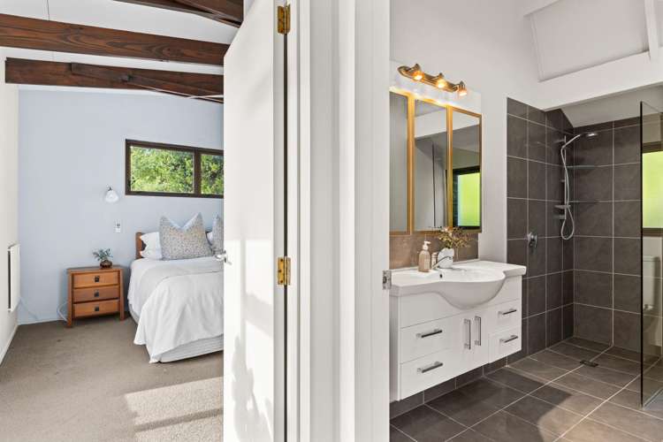 21 Denholm Road Hospital Hill_28