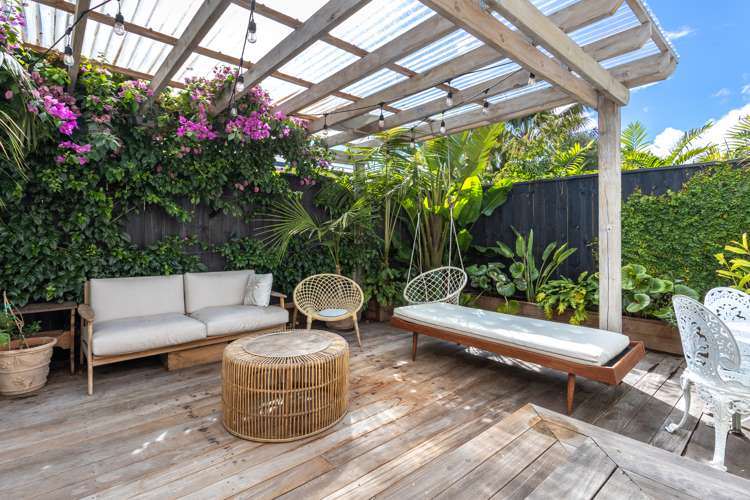 2/38a Kensington Avenue Mount Eden_14