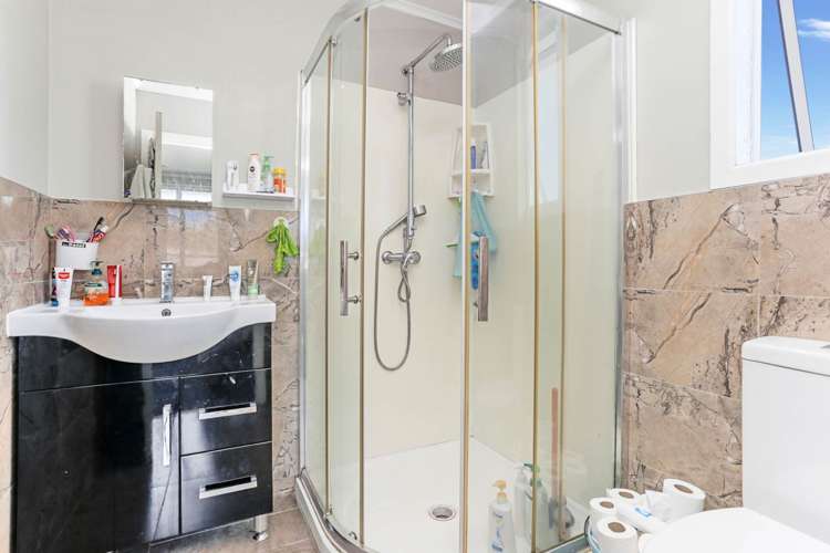 116 Gloucester Road Manurewa_7