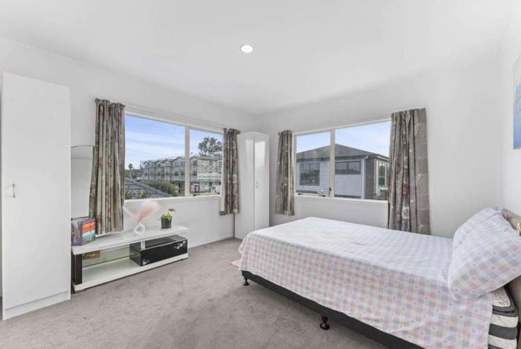 2/11 Marr Road Manurewa_8