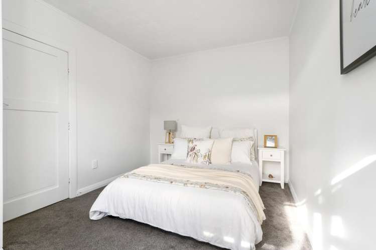 17 Woodgrove Avenue North New Brighton_10