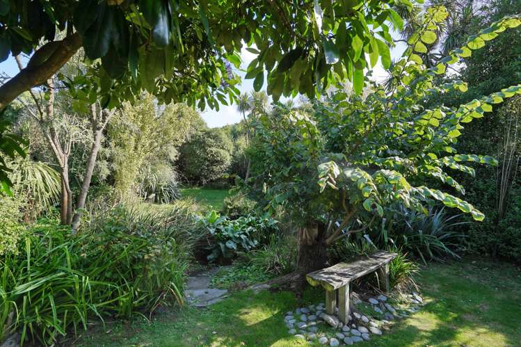 84 Pacific Drive Southbridge_17