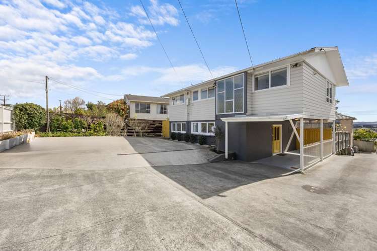 22 Royal Road Massey_0