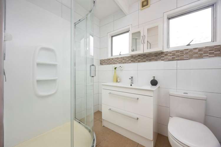 2/10 Robert Street Ellerslie_8