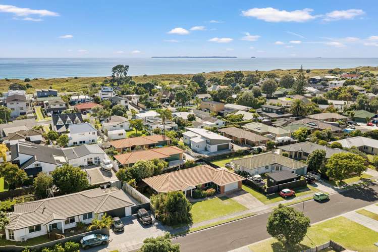 3 Webb Place Papamoa Beach_17