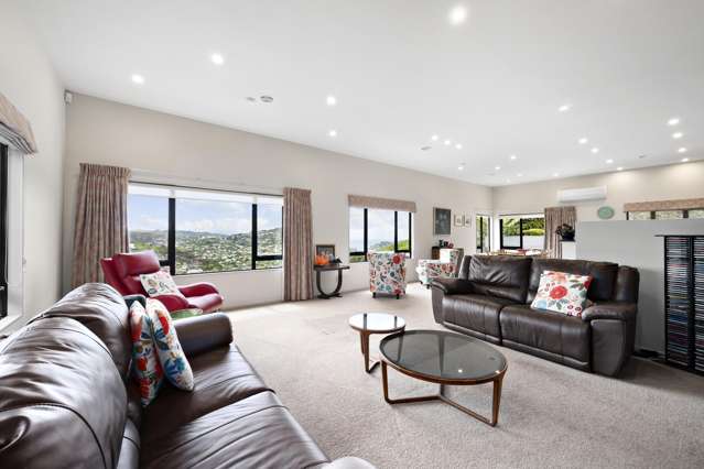 72 Downing Street Crofton Downs_1