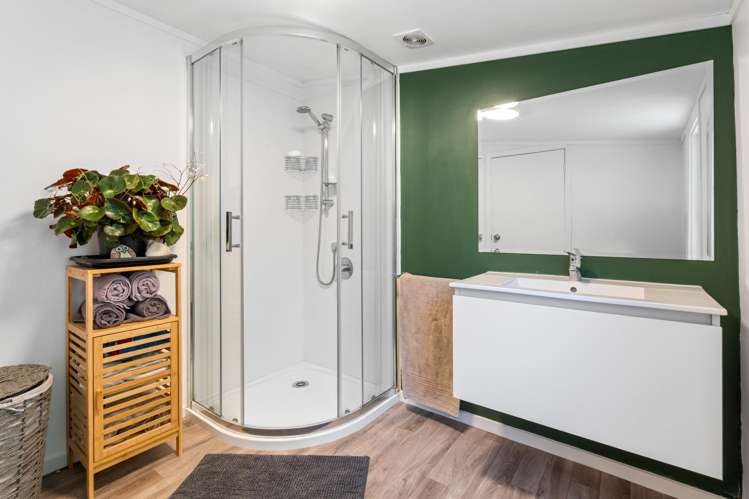 396 Kaikorai Valley Road Bradford_3