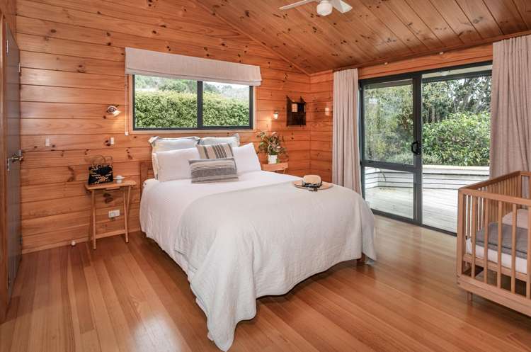 2 Emmerdale Drive Hahei_9