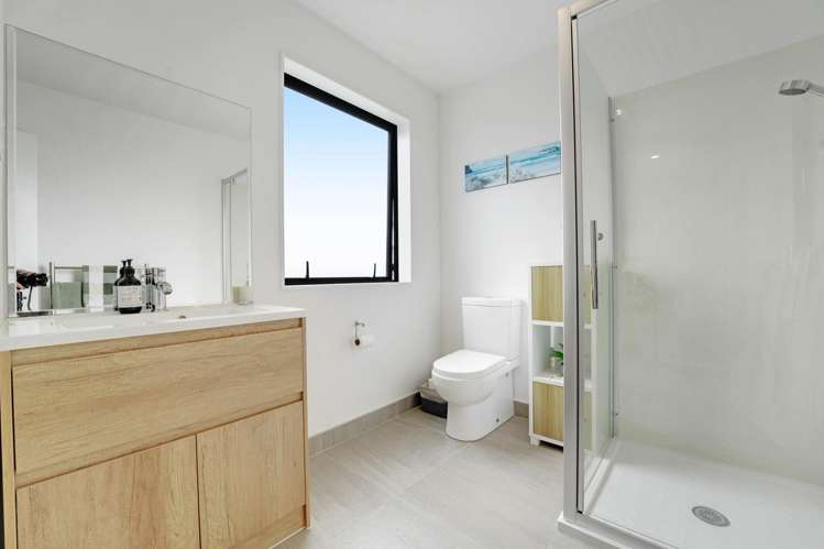 6 Kaman Seasprite Road Hobsonville_20