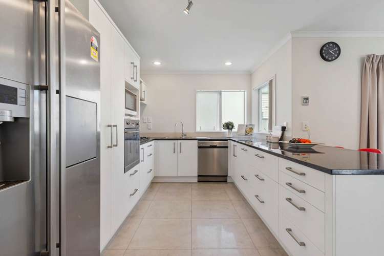 42 Jerpoint Drive Flat Bush_10