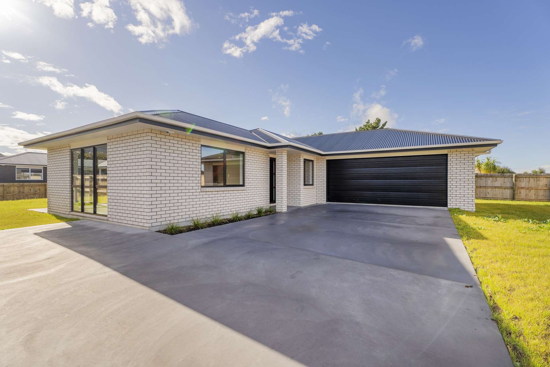 2 Carrick Robertson Place Waihi_0