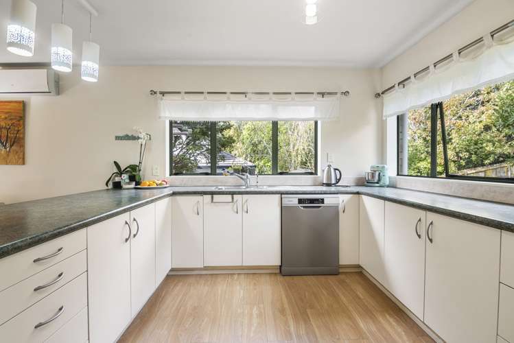 2/12 Patons Road Howick_4