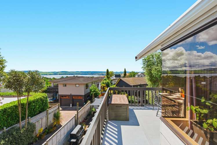 2 Kempton Place Richmond Heights_12