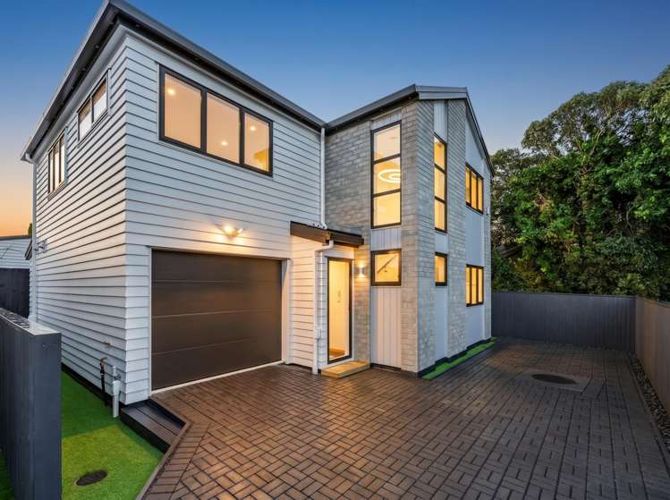 46a & 46b Woodford Avenue Henderson_24