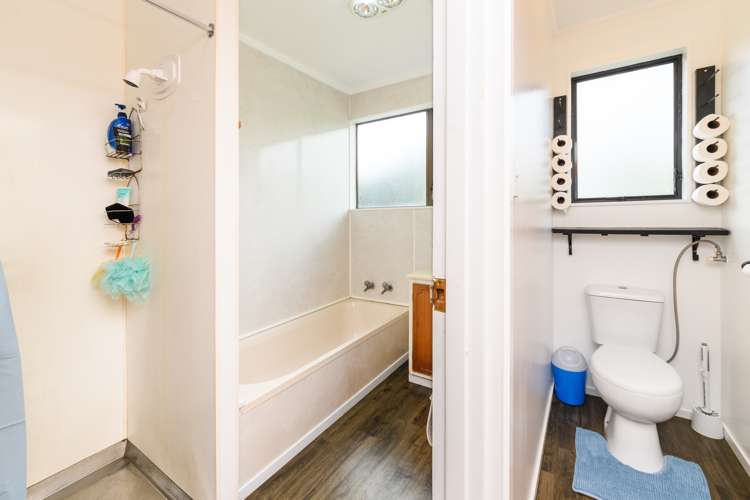 33 Escort Grove Awapuni_16