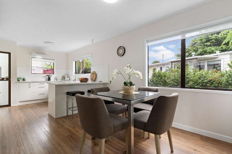 19a Greenock Road Ranui_6