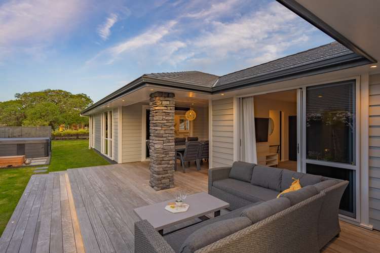 3 Barbaras Way Waikanae Beach_8