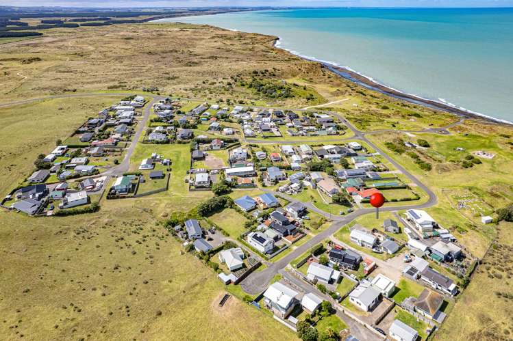15 Nukumaru Parade Waiinu Beach_20