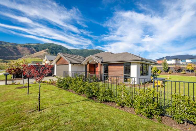 16 Woolshed Drive Stoke_3