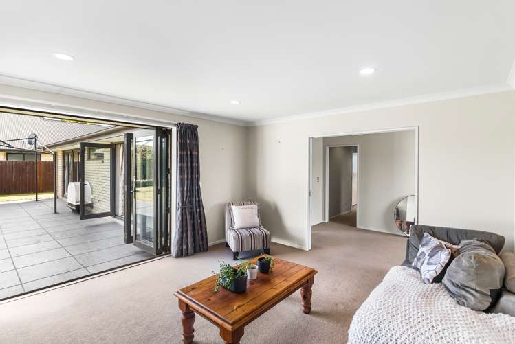 1 Heathridge Place Lincoln_12