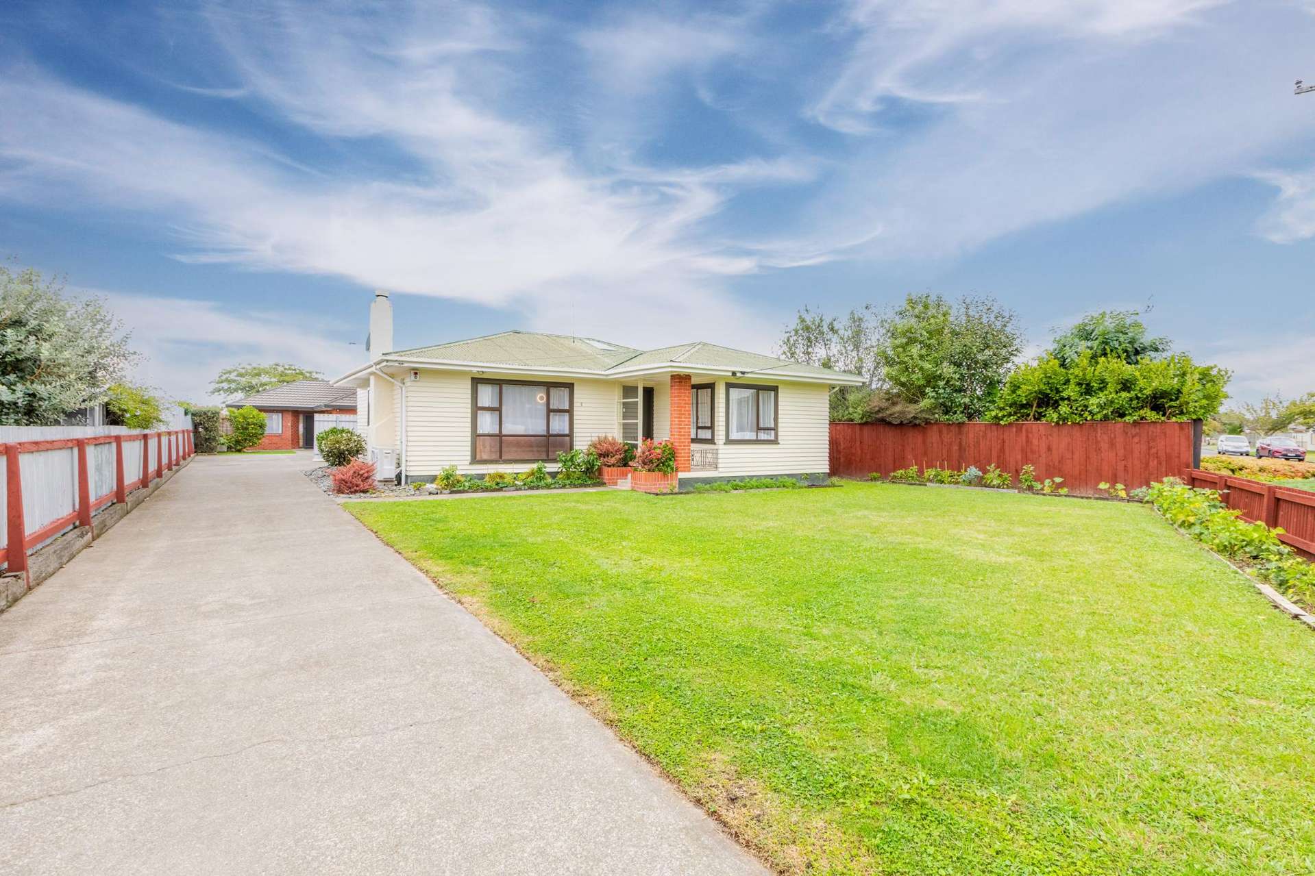 2 Howard Road Taradale_0