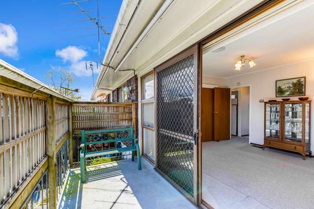 2/33 Swanson Road Henderson_2