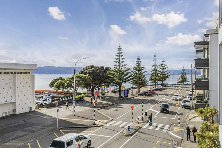 2C/138 Oriental Parade Oriental Bay_4