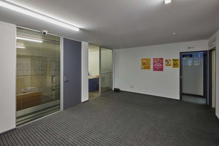 10-12 Meachen Street Seaview_10