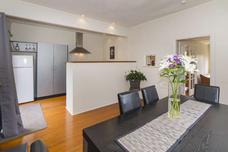 49 Bisley Avenue Moana_10