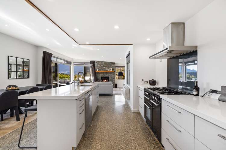 497 Peninsula Road Kelvin Heights_9