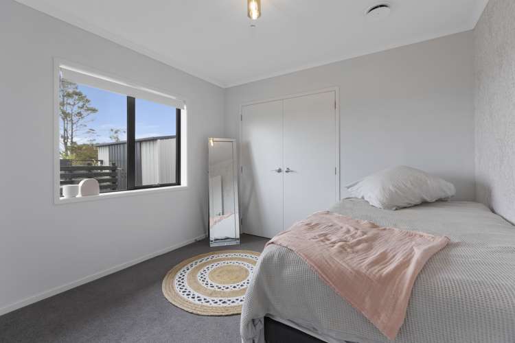 233 King Road Inglewood_17