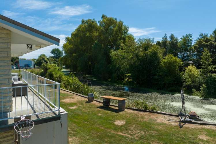 99 Dillons Point Road Islington_23