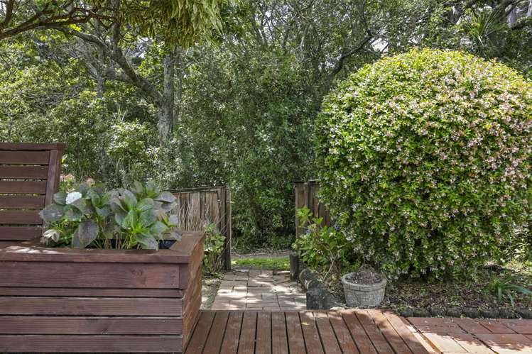 18 Janome Place Bucklands Beach_20