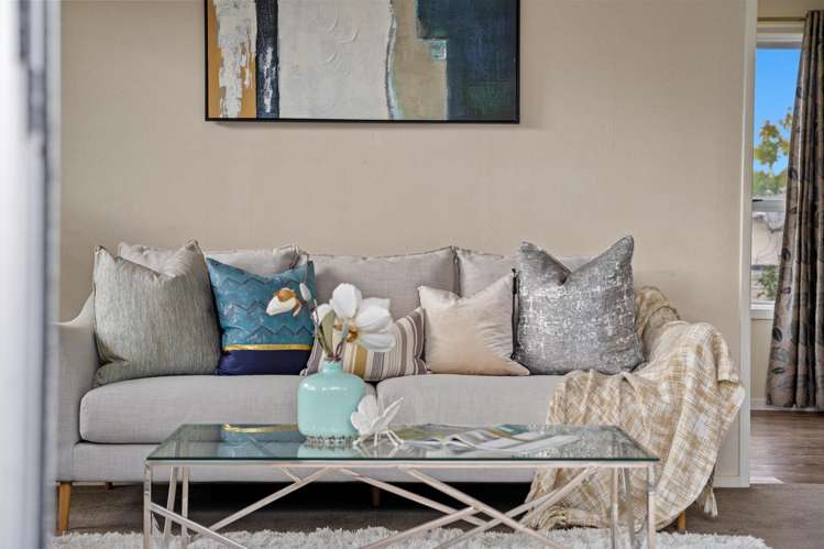 12 Towra Place Botany Downs_30