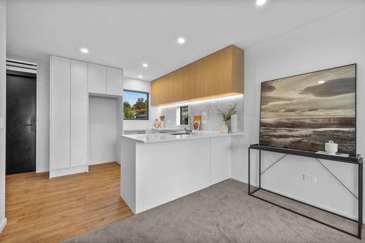 2/244 Innes Road St Albans_3