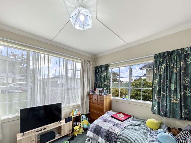 25 Huia Street 2263_5