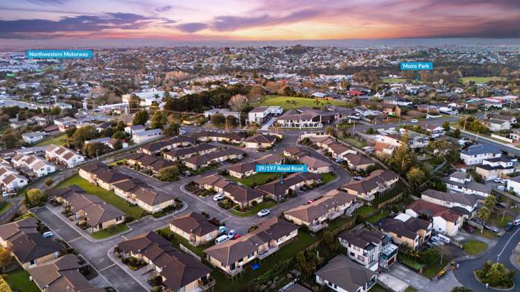 39/197 Royal Road Massey_20