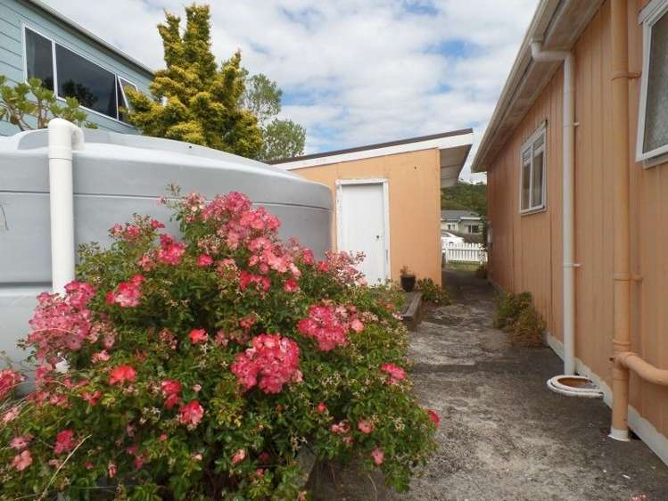 15 Eames Crescent Te Mata_13