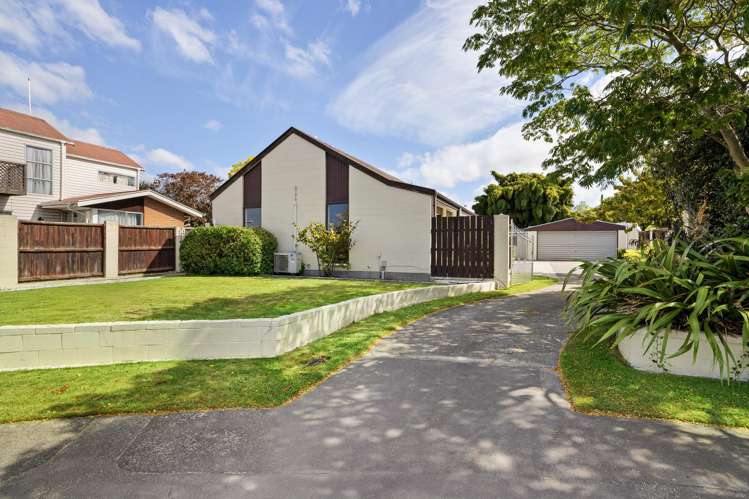 5 Loreto Place Hornby_17