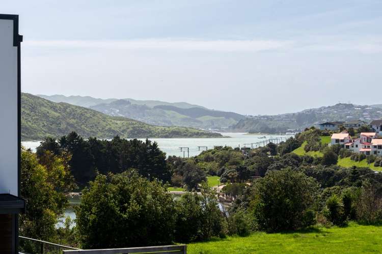 63b Whitford Brown Avenue Papakowhai_22